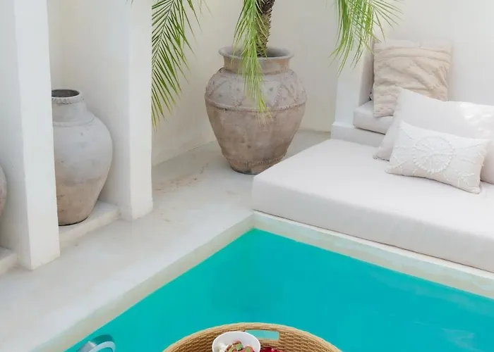 Casa Aurora- Chic & Stylish 1 Bedroom Pool - 7 Min To Savaya Сasa de vacaciones *