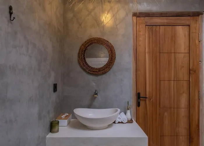 Casa Aurora- Chic & Stylish 1 Bedroom Pool - 7 Min To Savaya Сasa de vacaciones *